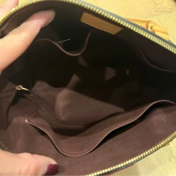 LAST CHANCE- Louis Vuitton Monogram Turenne PM - Picture 10 of 17